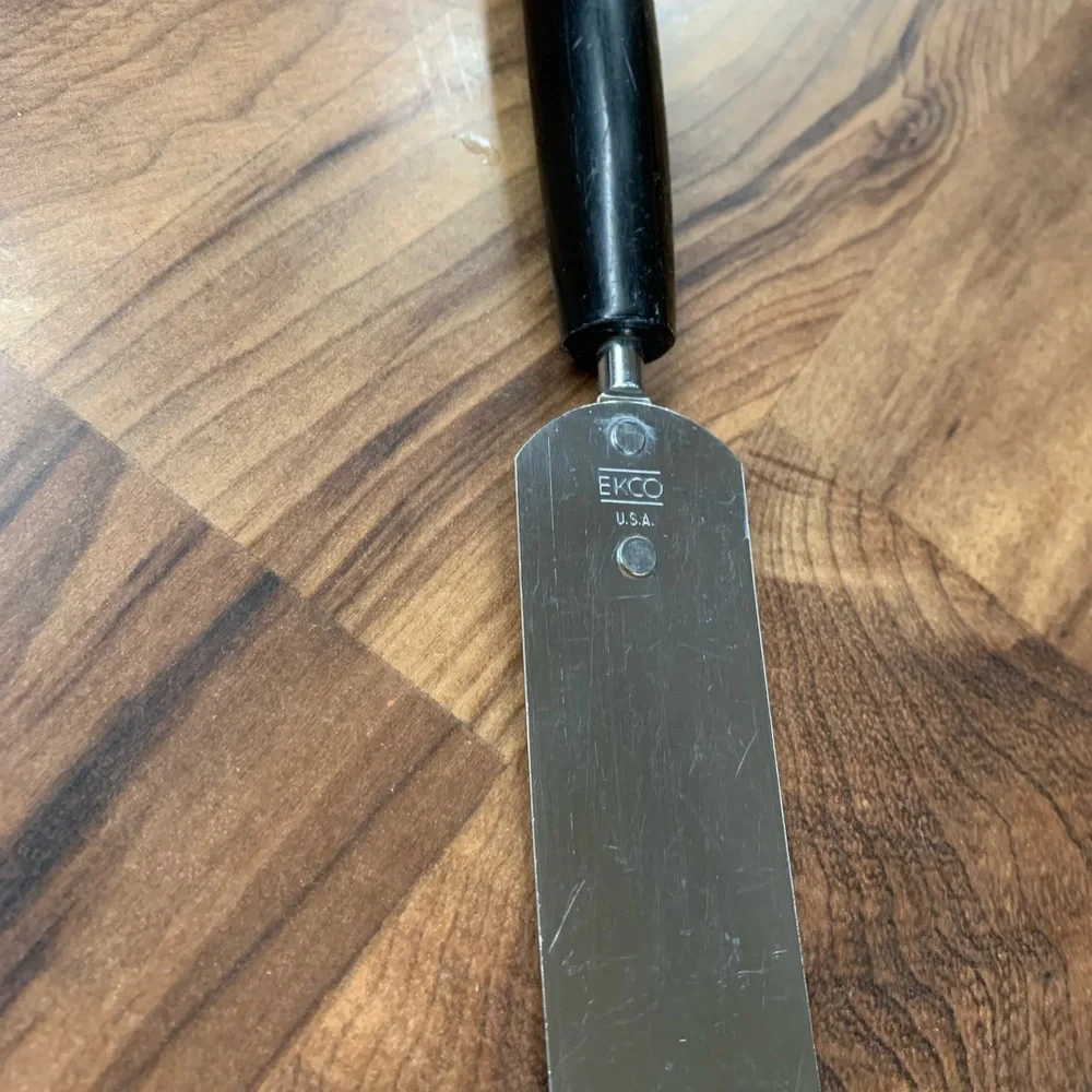 EKCO Forge Flat Cake Frosting Spreader Vintage USA Black Handle Spatula
